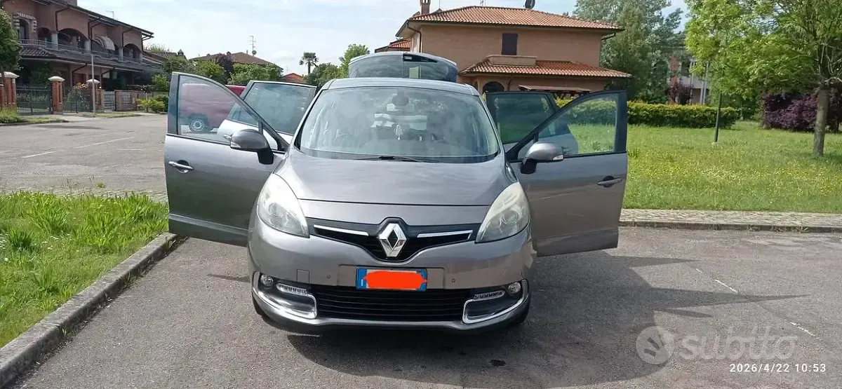 Usata Renault Scenic E-Tech 110 CV (80 kW) 2014 Grigio Monovolume