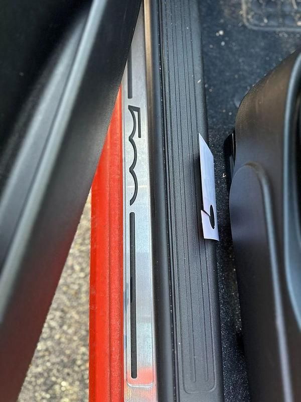 Usata Fiat 500 70 CV (51 kW) 2023 Arancione Berlina