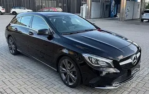 Usata Mercedes CLA200 136 CV (100 kW) 2017 Nero Coupé
