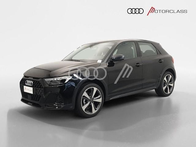 Usata Audi A1 Ambiente 116 CV (85 kW) 2024 Nero mito metallizzato grigio Utilitaria