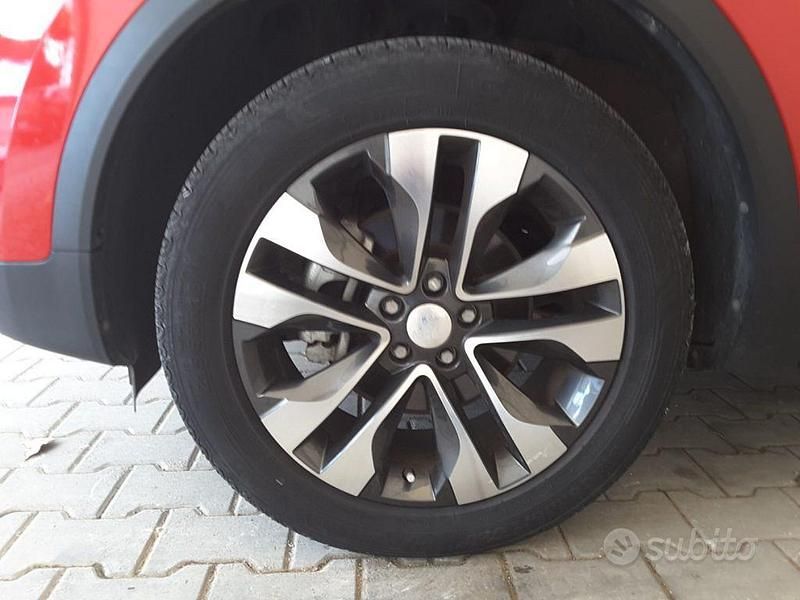 Usata DR DR 4.0 154 CV (113 kW) 2022 Rosso SUV