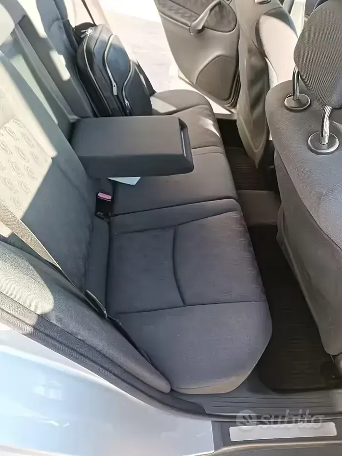 Usata Mercedes C220 143 CV (105 kW) 2002 Station wagon
