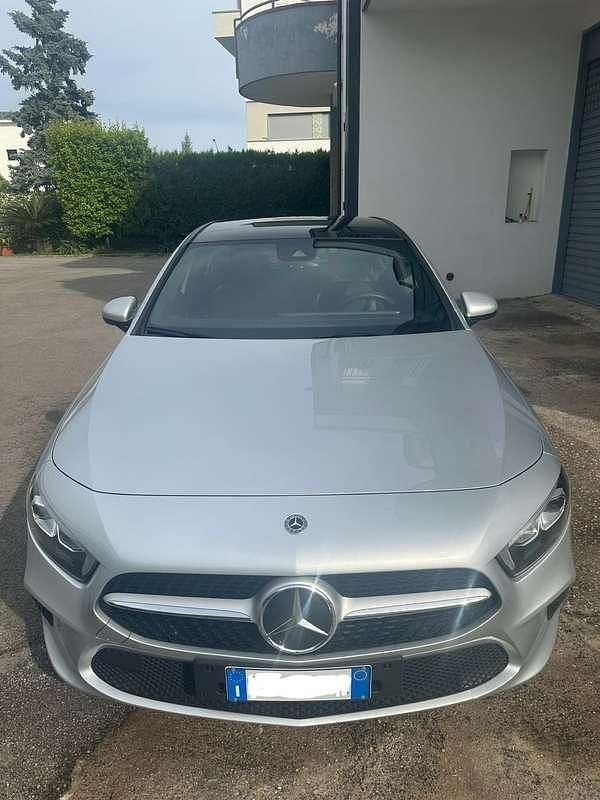 Usata Mercedes A180 116 CV (85 kW) 2020 Berlina