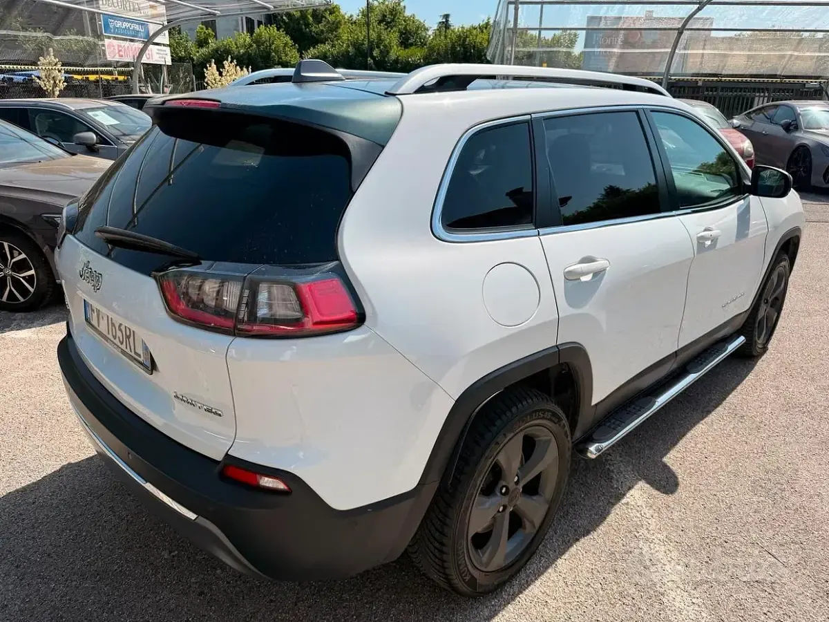 Usata Jeep Cherokee Limited 194 CV (142 kW) 2019 Bianco SUV