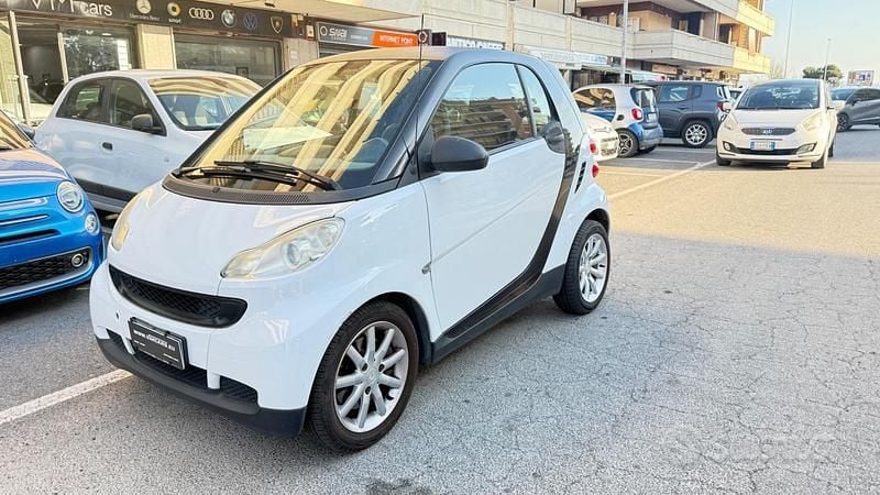 Usata Smart ForTwo Coupé Passion 71 CV (52 kW) 2008 Bianco Coupé