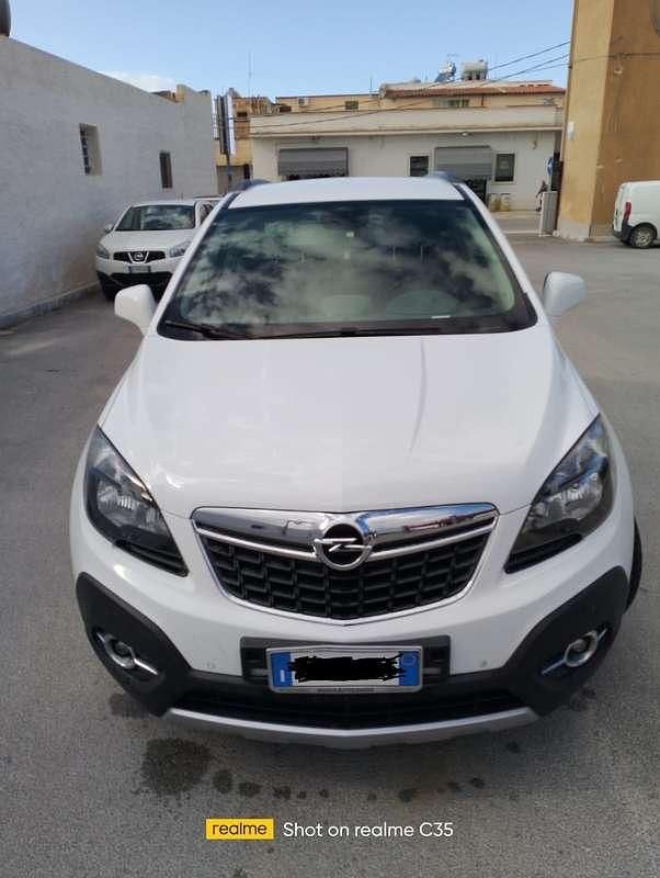 Bianco Usata 2015 Opel Mokka Cosmo SUV | 9000 € (Buon prezzo) - Immagine 1/4
