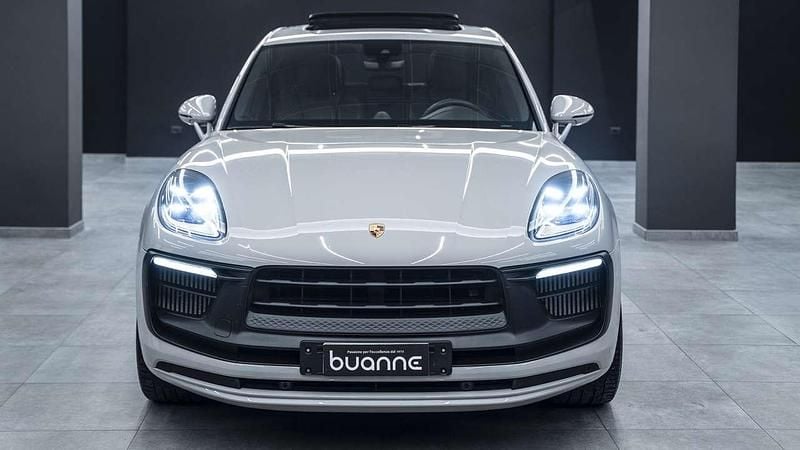 Usata Porsche Macan Chrono 441 CV (324 kW) 2022 Grigio gesso perlato metall SUV