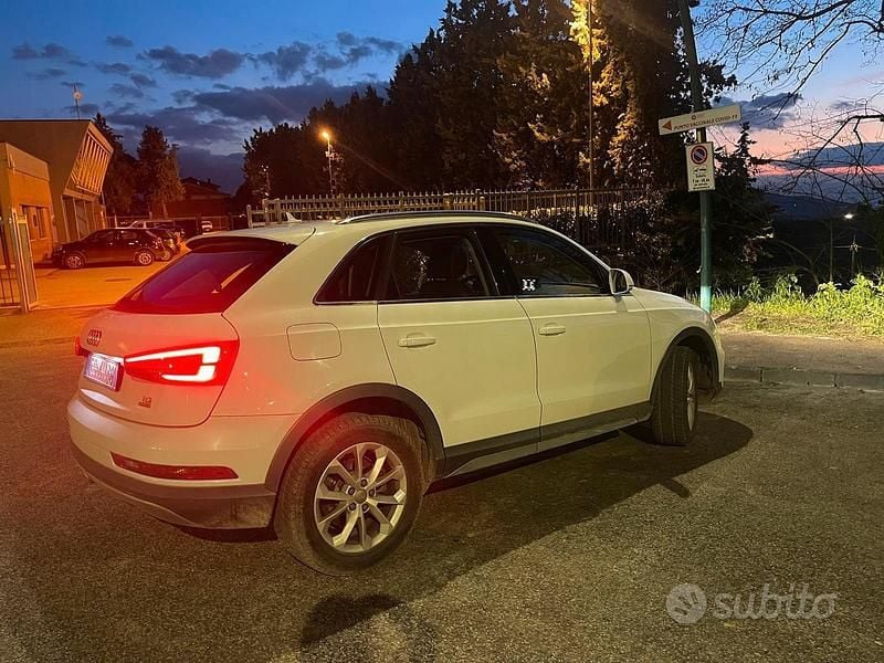 Usata Audi Q3 Comfort 150 CV (110 kW) 2016 Bianco SUV