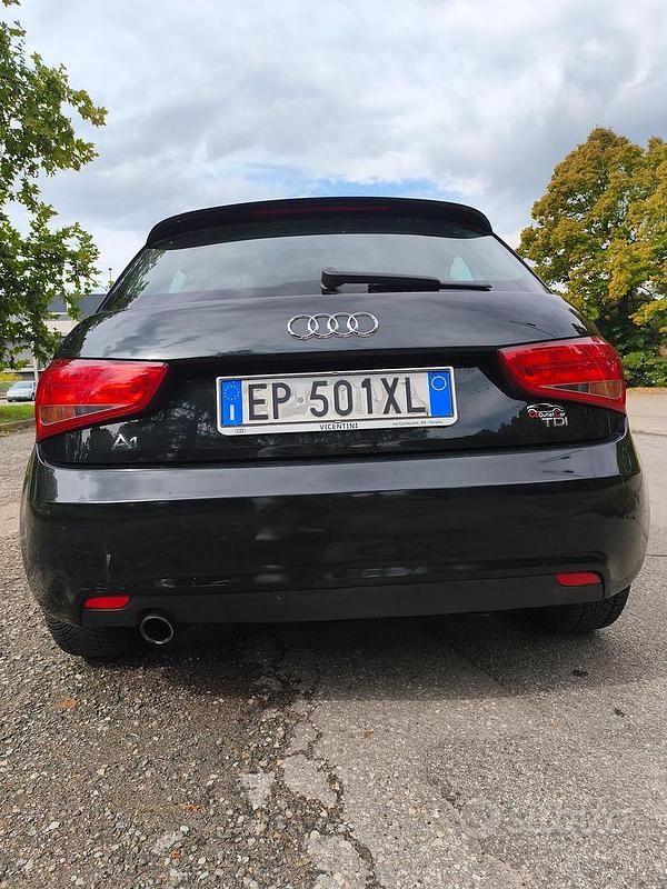 Usata Audi A1 Sportback 90 CV (66 kW) 2013 Nero Utilitaria
