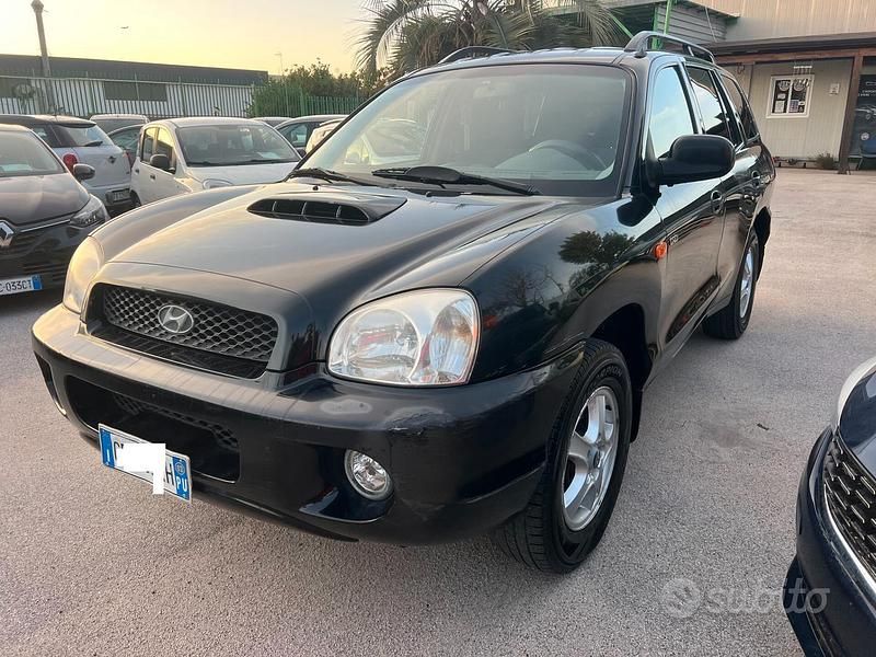 Usata Hyundai Santa Fe 113 CV (83 kW) 2002 Nero SUV