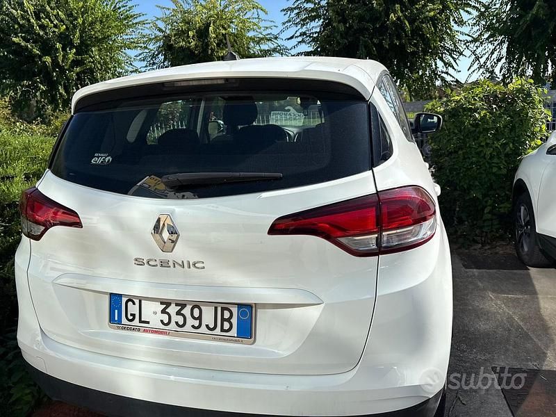 Bianco Usata 2018 Renault Scénic IV Monovolume | 13.000 € (Ottimo prezzo) - Immagine 1/4