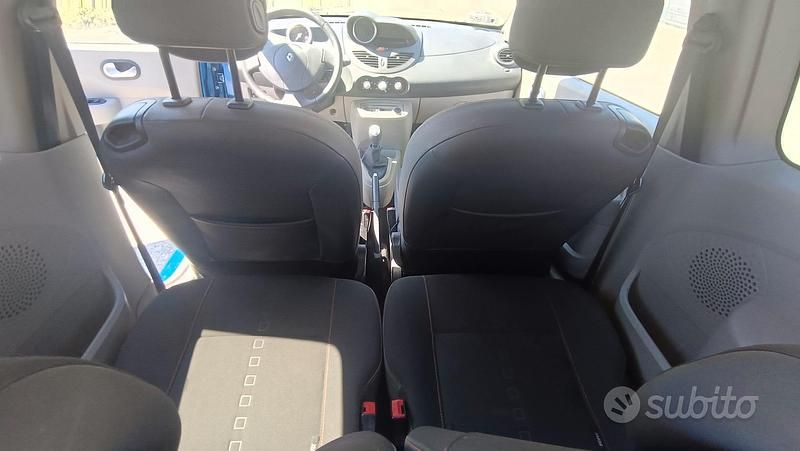 Usata Renault Twingo 58 CV (42 kW) 2007 Utilitaria