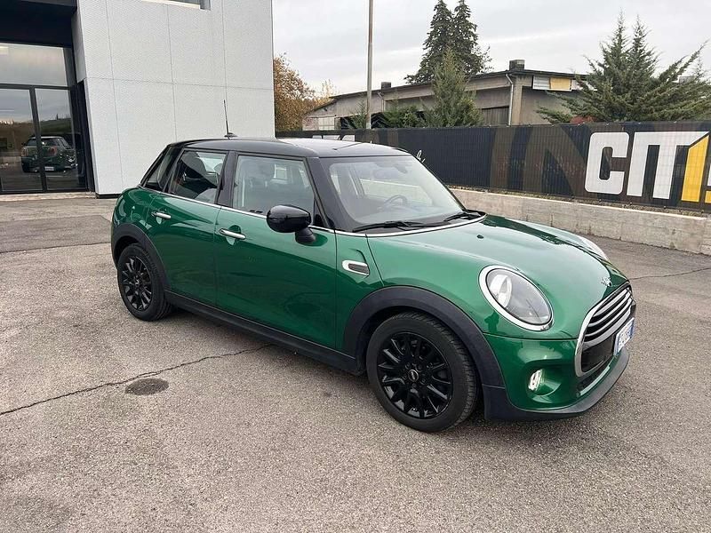 Usata Mini Cooper Business 136 CV (100 kW) 2019 Verde Utilitaria