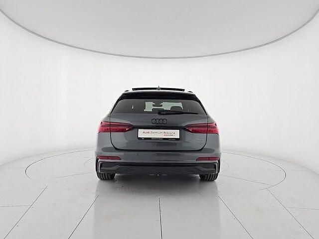 Usata Audi A6 S-Line 367 CV (269 kW) 2025 Grigio Station wagon