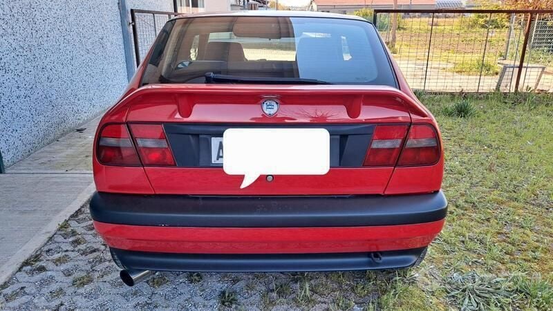 Usata Lancia Delta 186 CV (136 kW) 1995 Rosso Utilitaria
