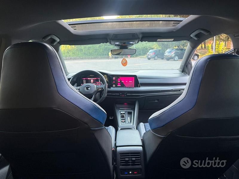 Usata VW Golf VIII 320 CV (235 kW) 2021 Nero Berlina