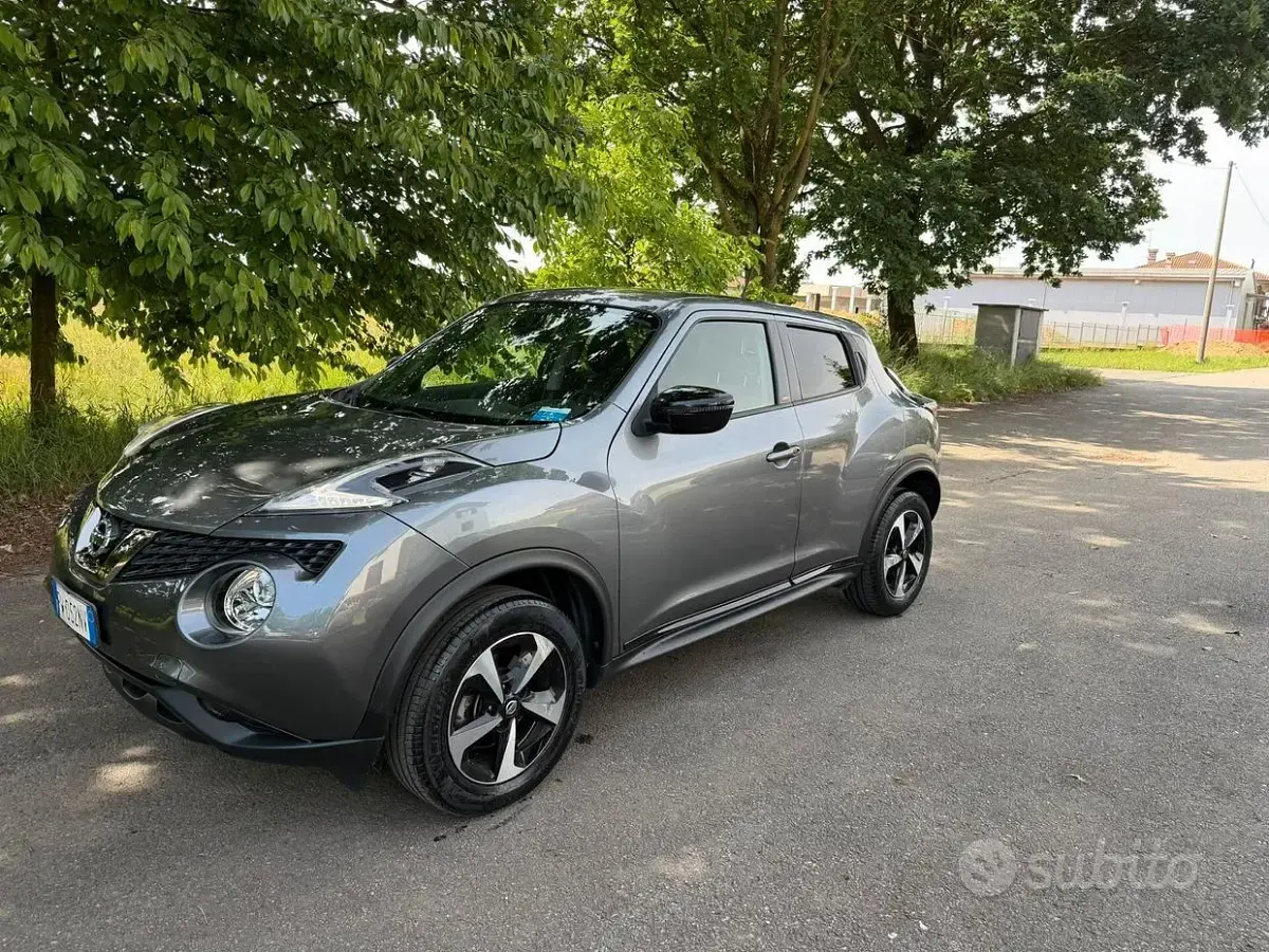 Usata Nissan Juke 110 CV (80 kW) 2019 Grigio SUV
