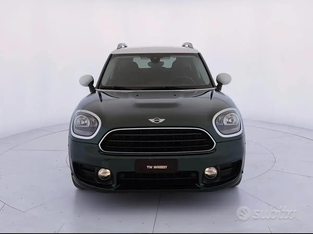 Usata Mini Cooper D Countryman 150 CV (110 kW) 2017 Verde SUV