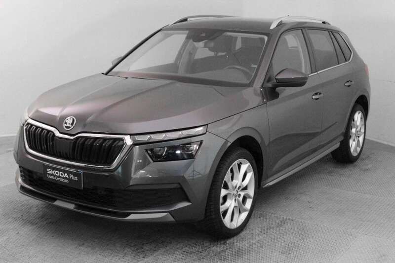 Grigio scuro metallizzato Usata 2021 Skoda Kamiq Style SUV | 19.900 € (Molto cara) - Immagine 1/4