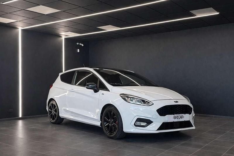 Usata Ford Fiesta ST-Line 86 CV (63 kW) 2018 Bianco Utilitaria