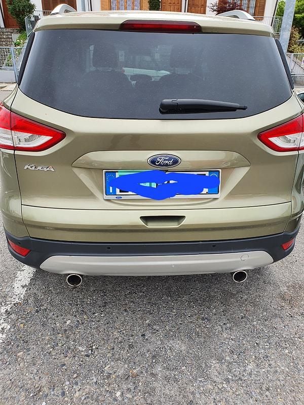 Usata 2015 Ford Kuga SUV | 10.500 € (Buon prezzo) - Immagine 1/4