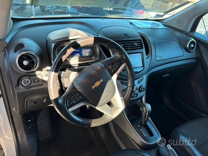 Usata Chevrolet Trax LTZ 131 CV (96 kW) 2013 Bianco SUV