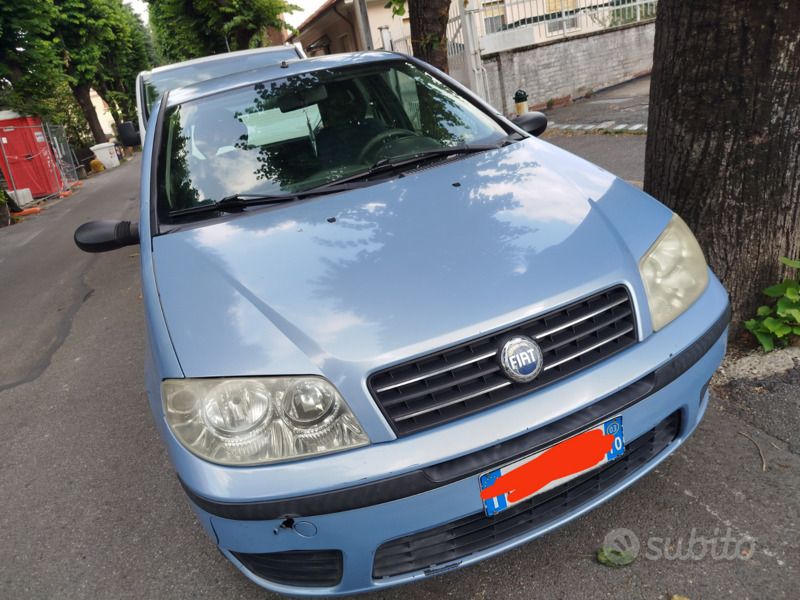 Usata 2003 Fiat Punto Due volumi | 1200 € (Buon prezzo) - Immagine 1/4