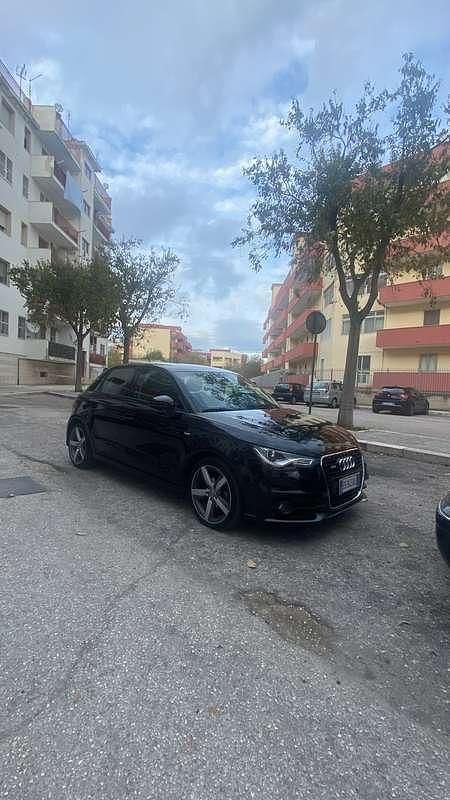 Usata Audi A1 Sportback Attraction 90 CV (66 kW) 2013 Nero Utilitaria