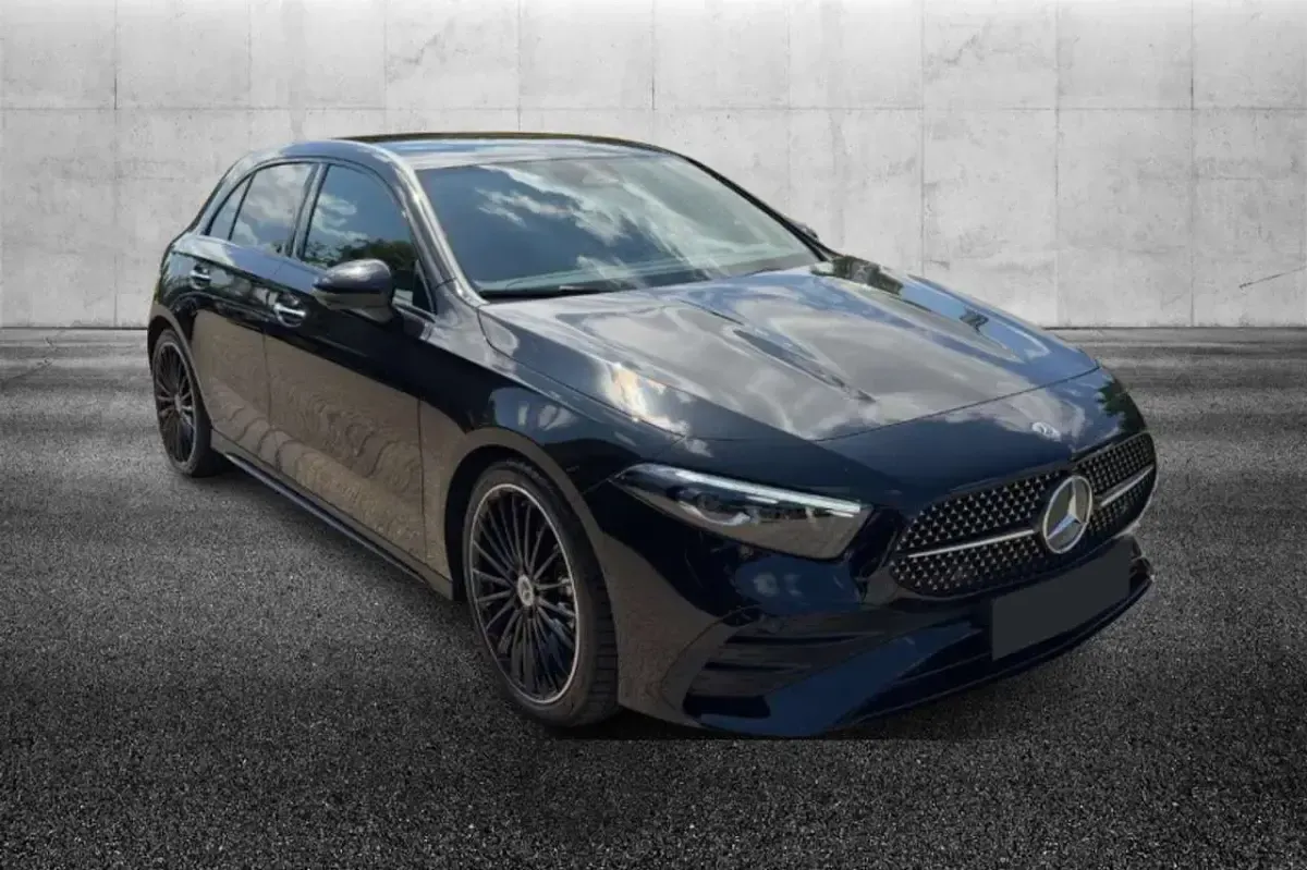 Usata Mercedes A200 AMG Line Premium 150 CV (110 kW) 2025 Nero Berlina