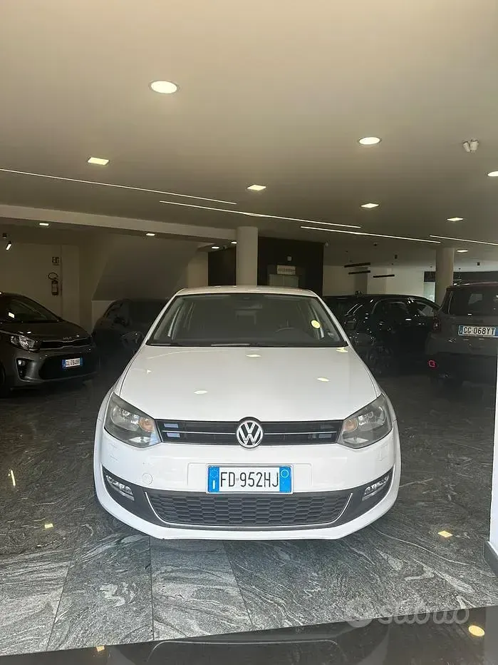 Usata VW Polo Trendline 90 CV (66 kW) 2012 Bianco Utilitaria