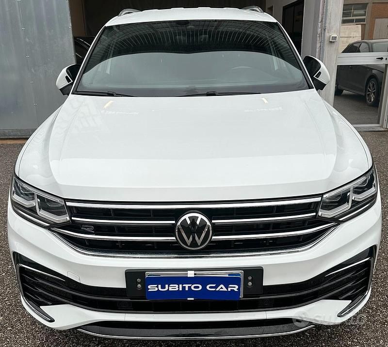 Usata VW Tiguan Allspace R-line 150 CV (110 kW) 2022 Bianco SUV
