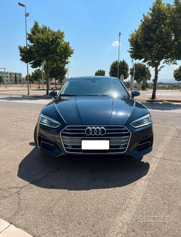 Usata Audi A5 Sportback Ambiente 190 CV (139 kW) 2018 Blu Utilitaria