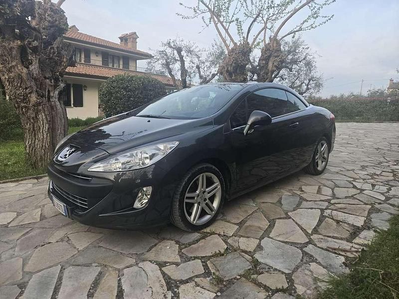 Usata Peugeot 308 CC 140 CV (102 kW) 2010 Cabrio