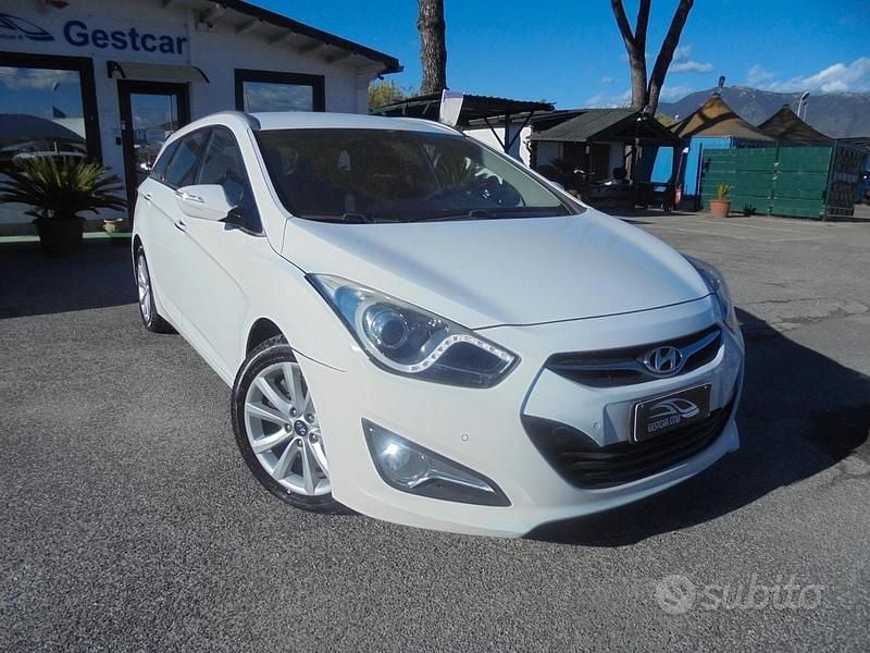 Bianco Usata 2014 Hyundai i40 Comfort Station wagon | 4800 € (Ottimo prezzo) - Immagine 1/4