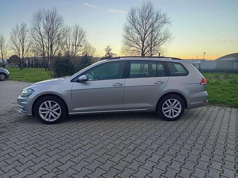 Usata VW Golf VII Executive 116 CV (85 kW) 2018 Argento Station wagon