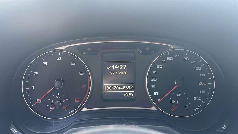 Usata Audi A1 Sportback Attraction 86 CV (63 kW) 2013 Argento Utilitaria