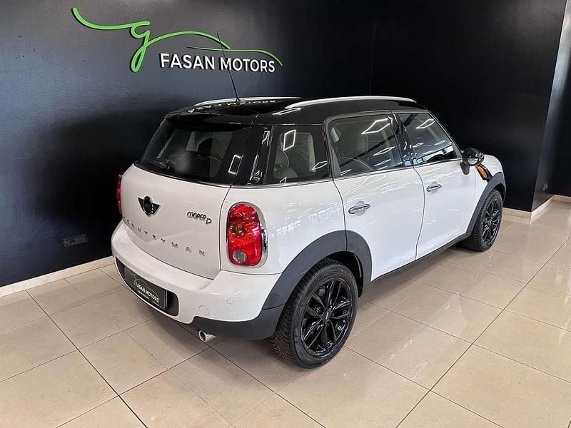 Usata Mini Cooper D 111 CV (81 kW) 2014 Bianco Utilitaria