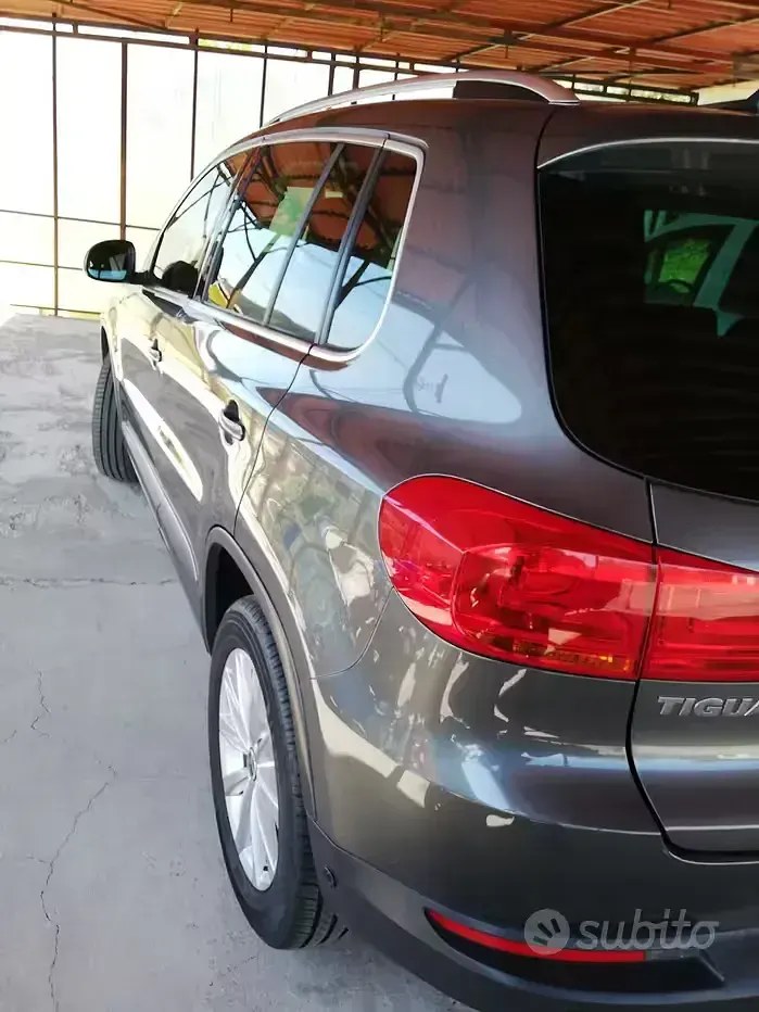 Usata VW Tiguan 140 CV (102 kW) 2016 Grigio SUV