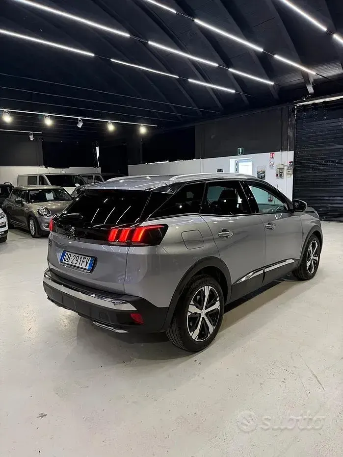 Usata Peugeot 3008 Allure 131 CV (96 kW) 2020 Grigio SUV