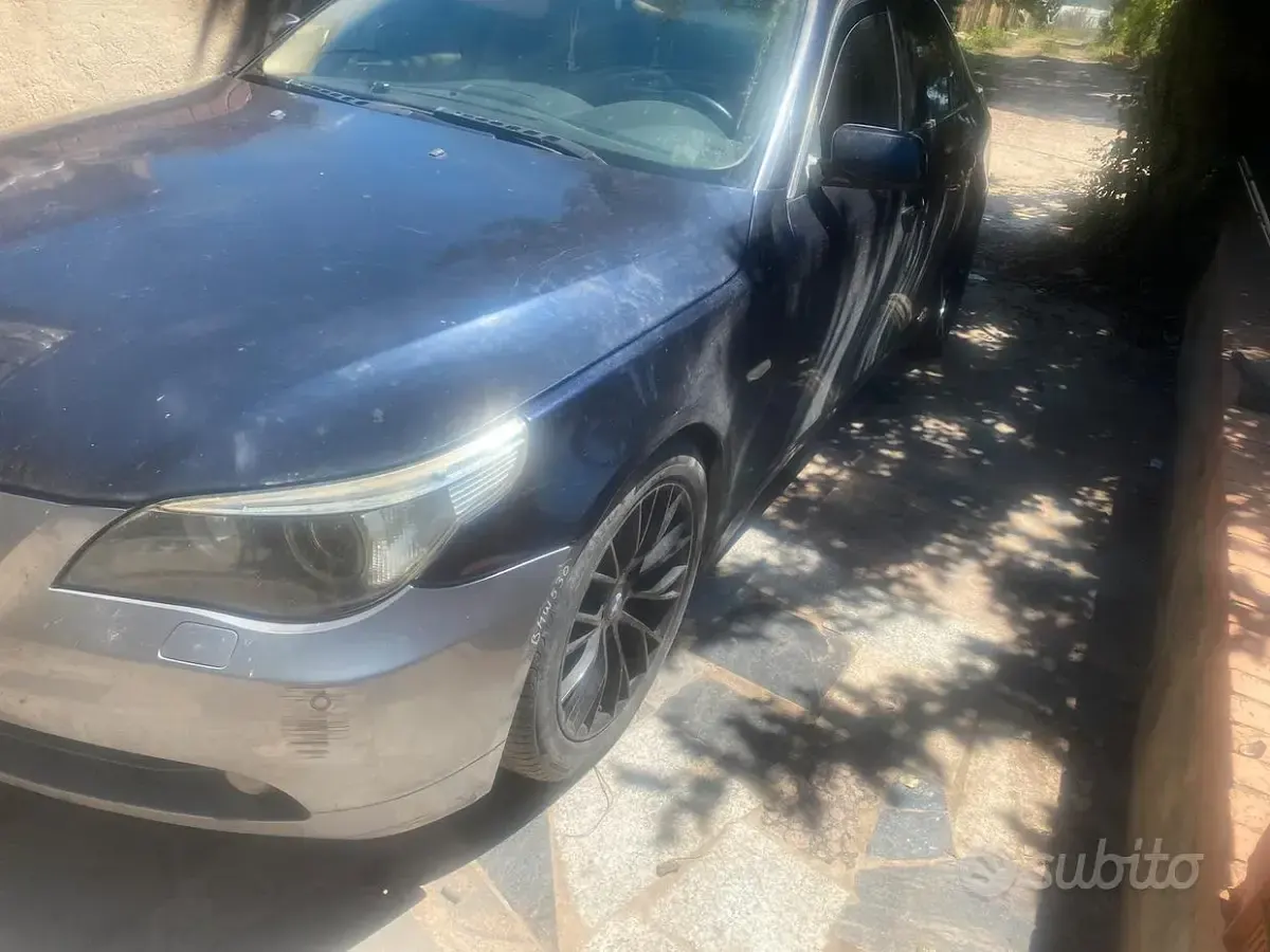 Usata BMW 530 231 CV (169 kW) 2005 Nero Berlina