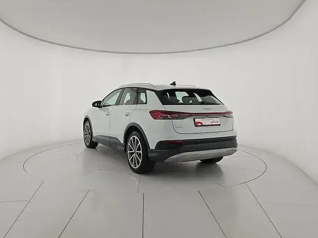 Usata Audi Q4 e-tron Advanced 210 kW (286 CV) 2024 Bianco SUV