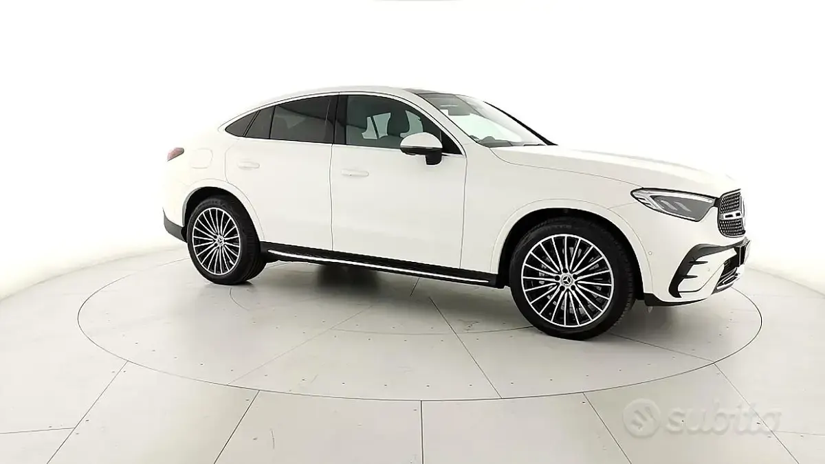 Usata Mercedes GLC300 Advanced Plus 269 CV (197 kW) 2024 Bianco SUV