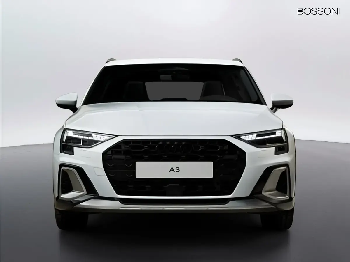 Nuova Audi A3 Ambiente 150 CV (110 kW) 2026 Bianco Berlina