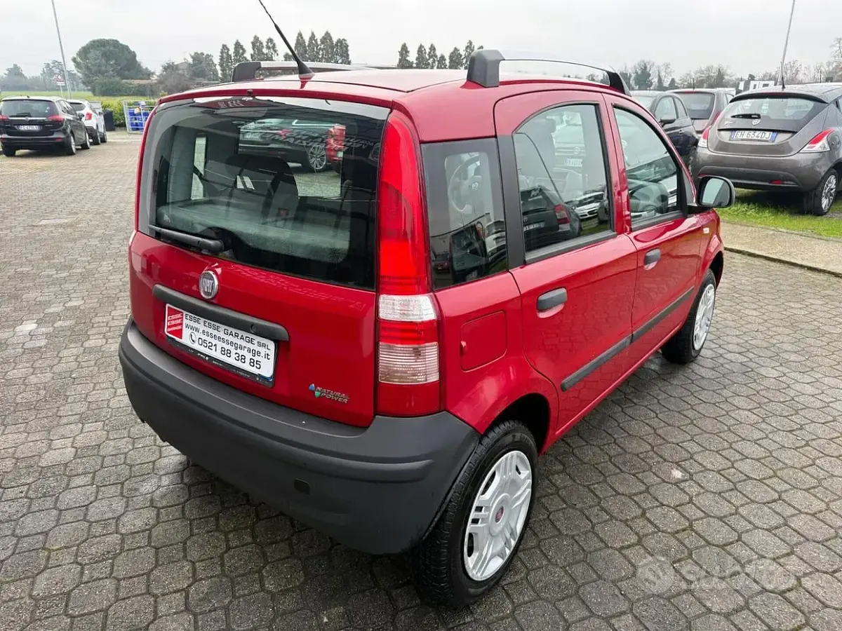 Usata Fiat Panda Classica 77 CV (56 kW) 2012 Rosso Utilitaria