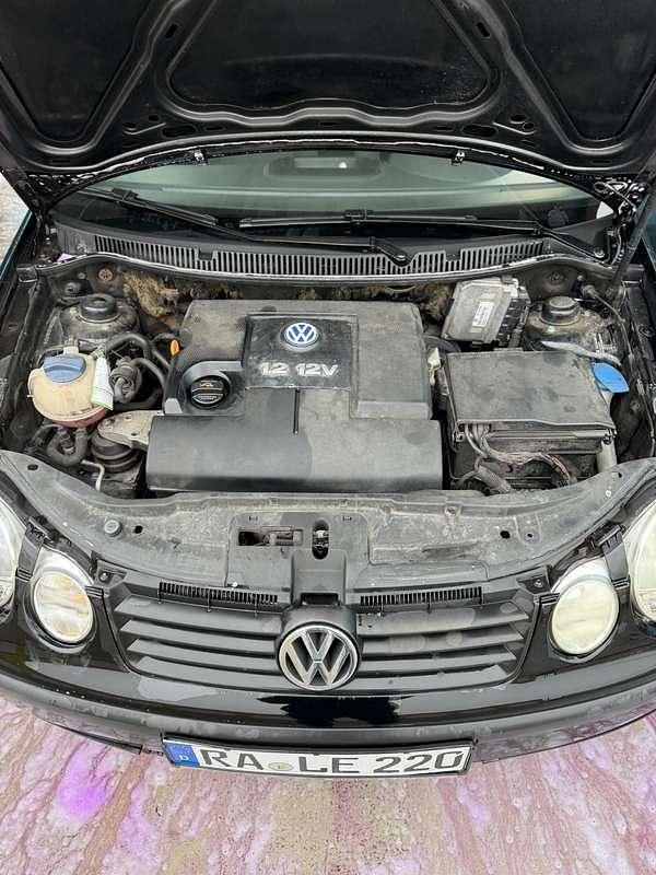 Usata VW Polo Comfortline 54 CV (39 kW) 2003 Berlina
