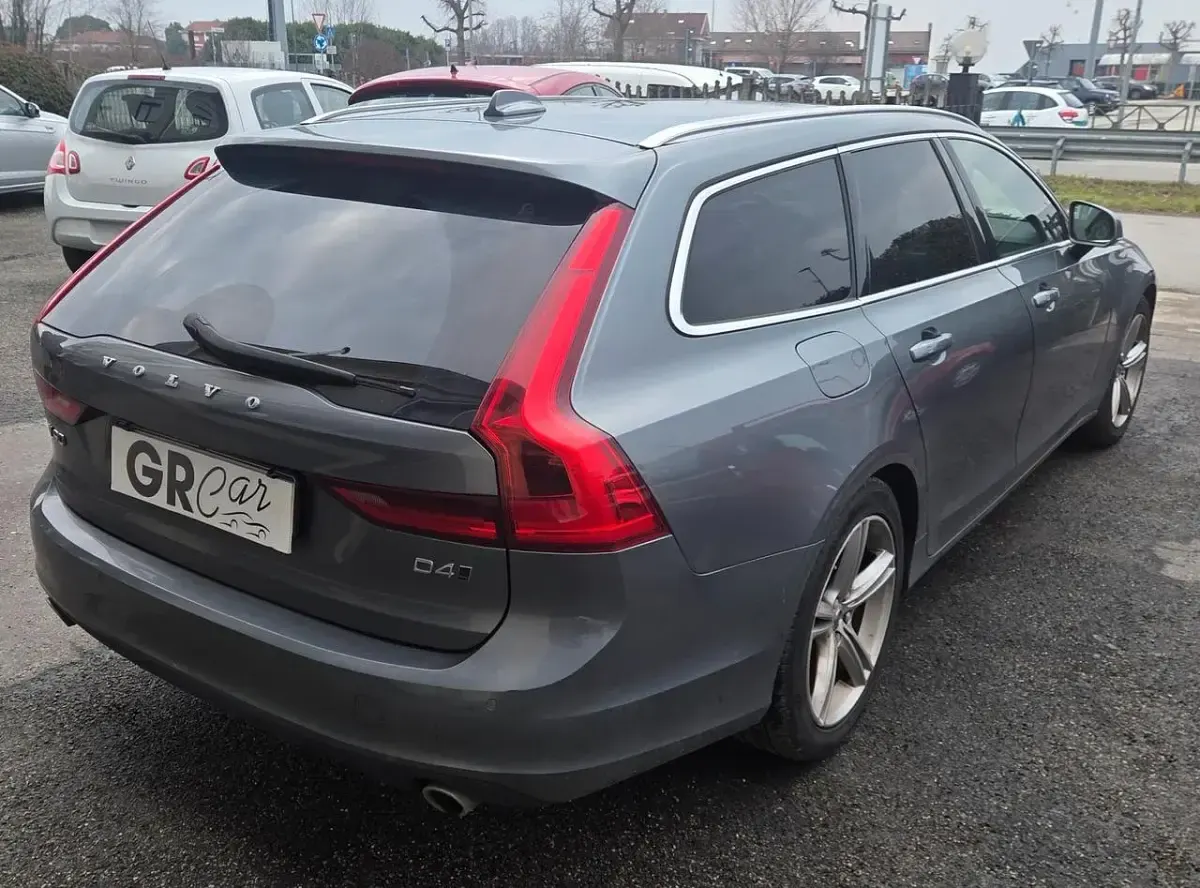 Usata Volvo V90 Inscription 190 CV (139 kW) 2017 Grigio Station wagon