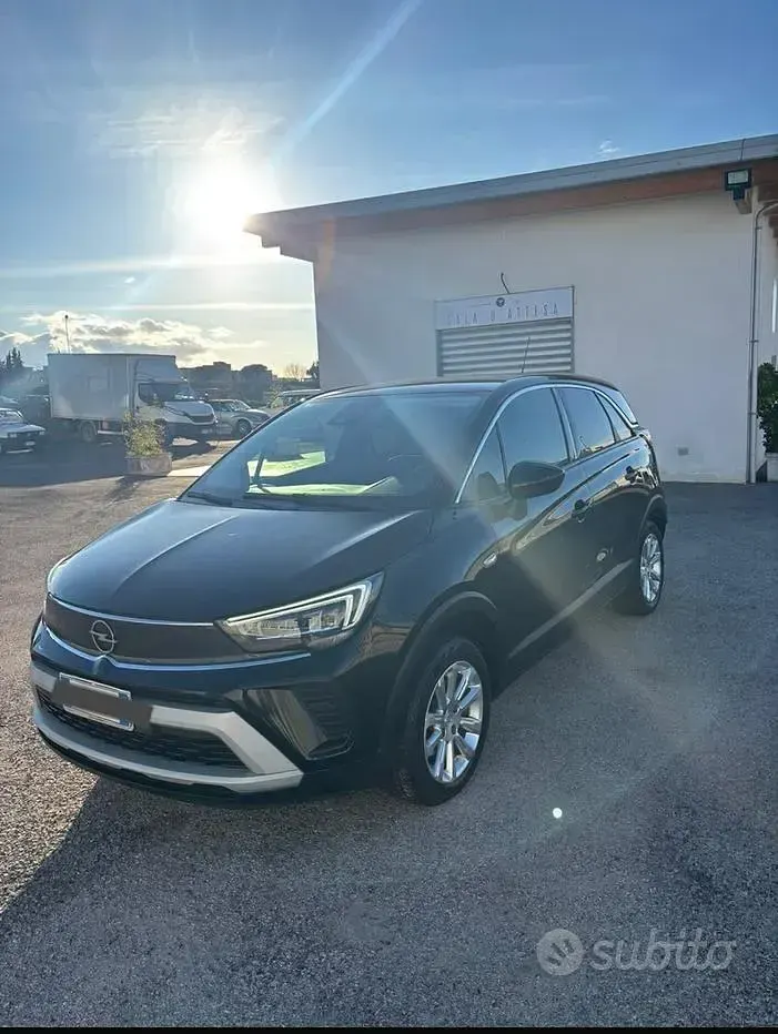 Usata Opel Crossland 131 CV (96 kW) 2022 Nero SUV