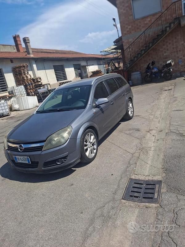 Käytetty Opel Astra 150 HP (110 kW) 2004