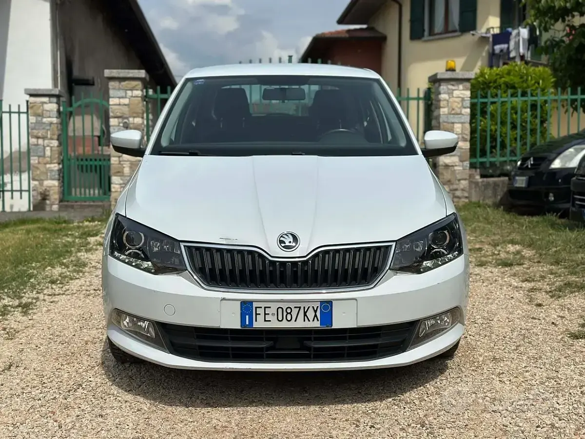 Usata Skoda Fabia Style 75 CV (55 kW) 2016 Bianco Berlina