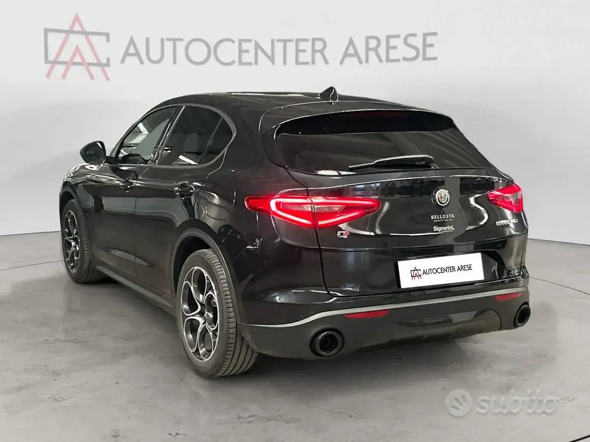 Usata Alfa Romeo Stelvio Sprint 190 CV (139 kW) 2022 Nero SUV